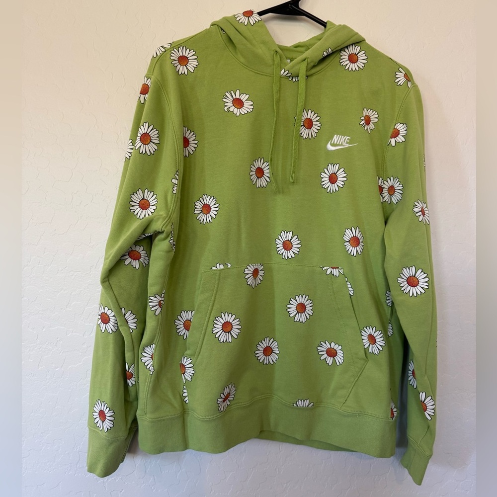 Nike Sportswear Sport Essentials Hoodie Green Daisy Size M